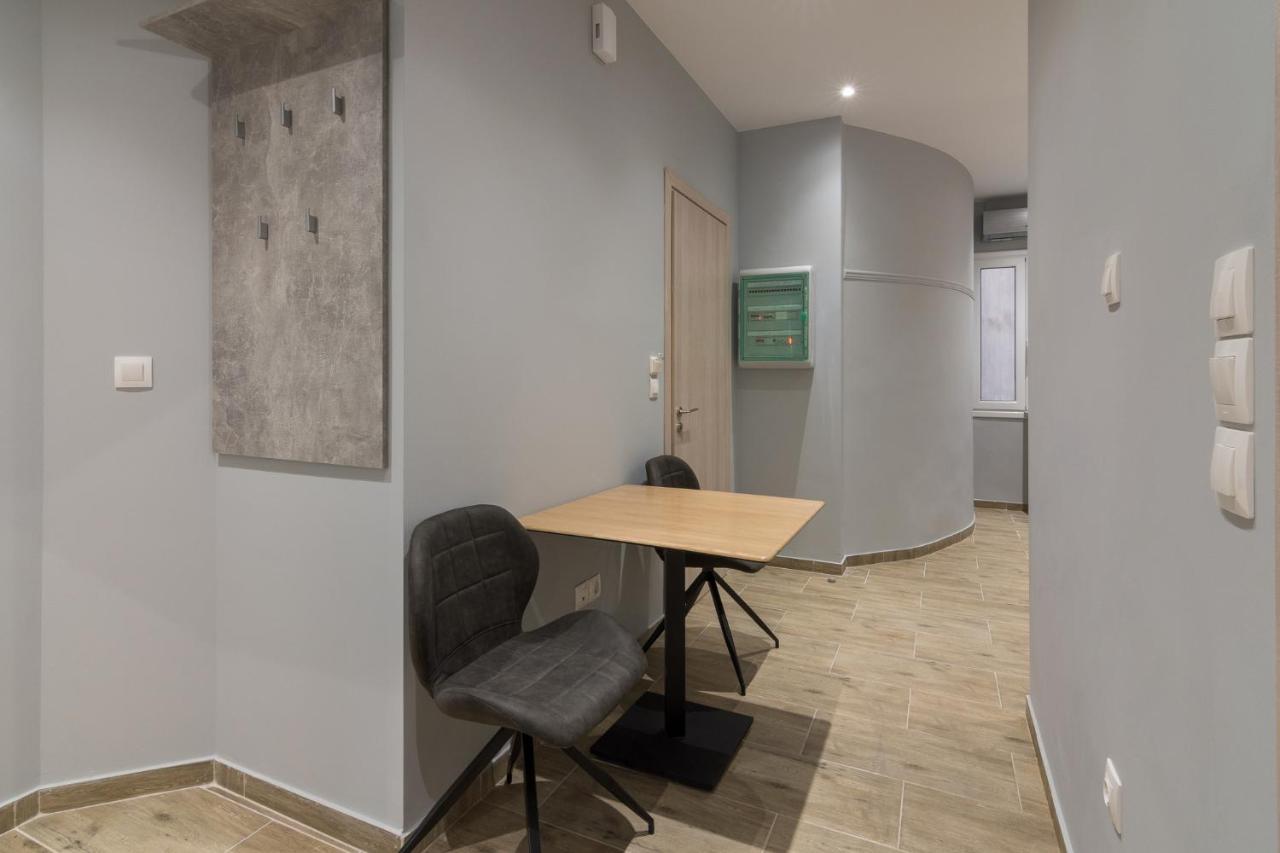 Great Located Apartment For 4Ppl #2 Atina Dış mekan fotoğraf